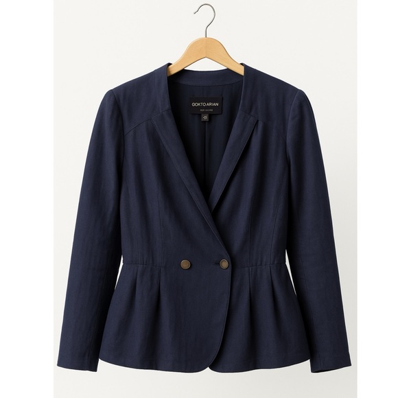 Giorgio Armani Women's Dark Blue Suit Jacket - Picture 1 of 4